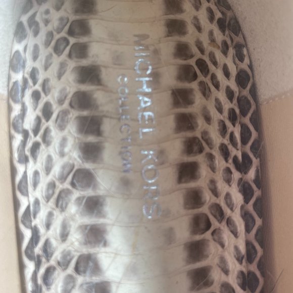 38 Michael Kors collection snakeskin lace-up flats - Picture 6 of 9